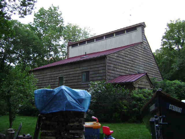 Building photograph for 556 CARMEL HILL RD N